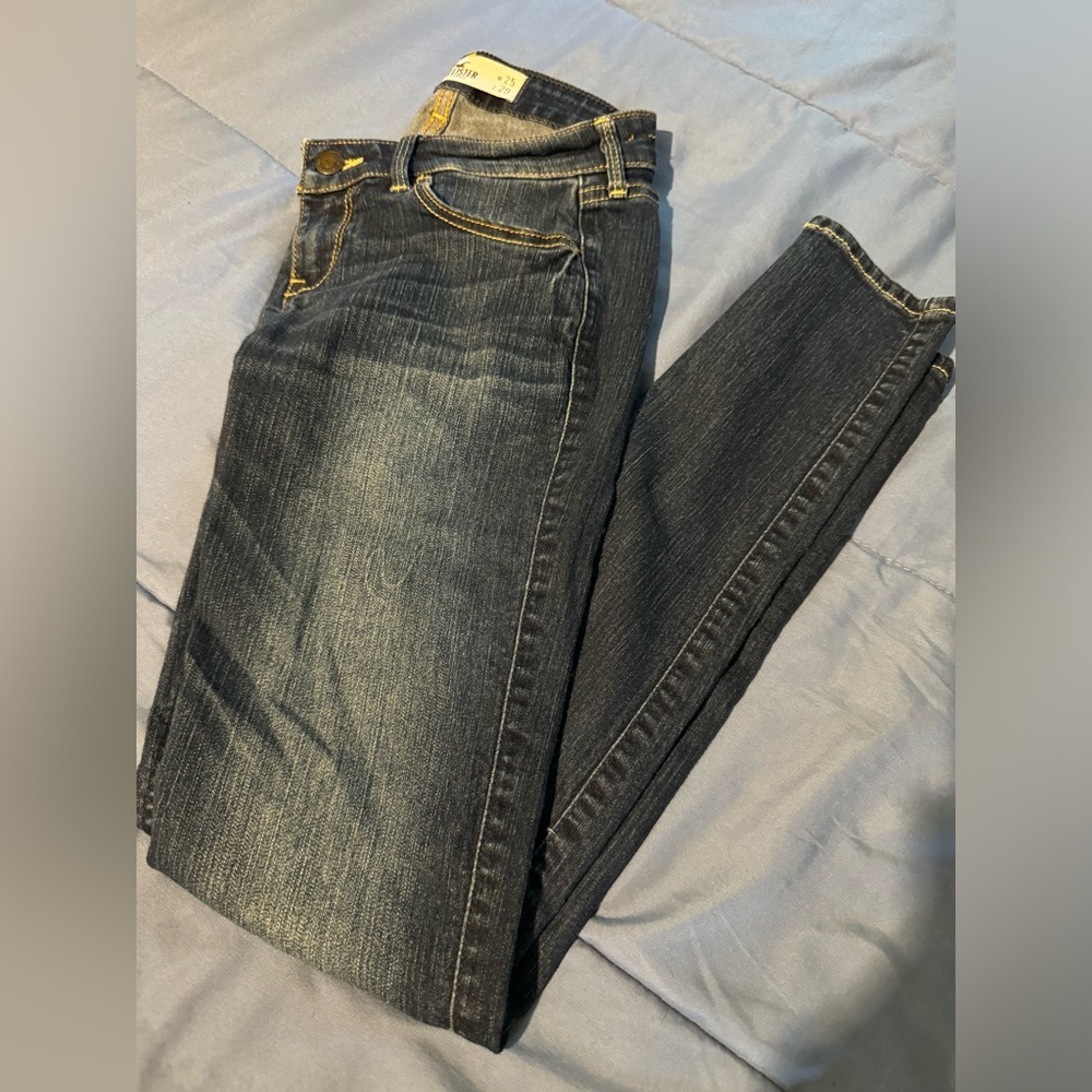 Hollister Jeans Size 25